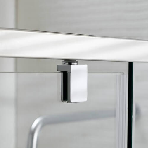 Душевой уголок AVS Фаворит 120x90 профиль хром, стекло прозрачное Душевой уголок AVS Фаворит 120x90 профиль хром, стекло прозрачное