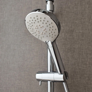 Душевая стойка Jacob Delafon Metro E26588-CP хром Душевая стойка Jacob Delafon Metro E26588-CP хром