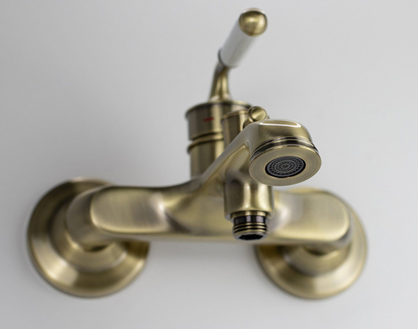 Смеситель для ванны с душем ESKO Prague PG 54 бронза