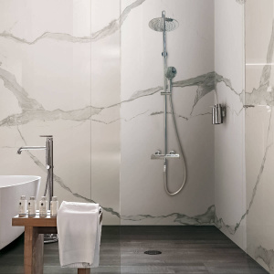 Душевая стойка с изливом AVS Pluvia хром Душевая стойка с изливом AVS Pluvia хром